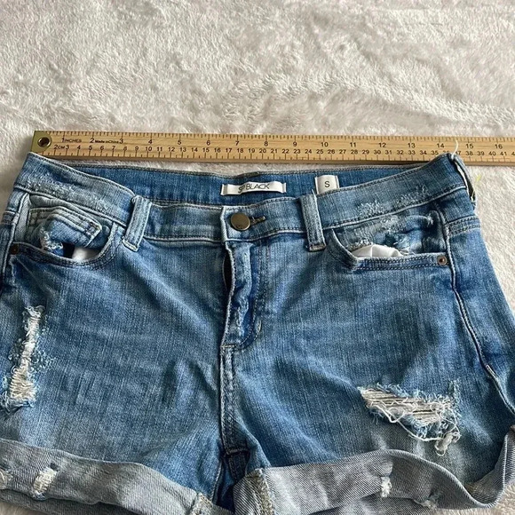 SP BLACK LABEL Distressed light blue Mid Rise shorts. Size Small - Picture 3 of 13